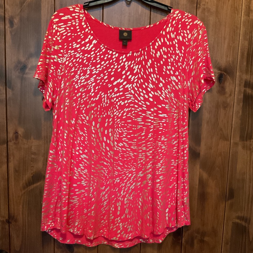 JM Collection Coral and Gold Patterned Short Sleeve Tee